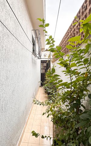 Casa à venda com 150m², 2 quartos e 3 vagas Casa à venda com 150m², 2 quartos e 3 vagasQuintal