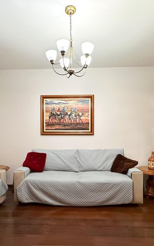 Casa à venda com 150m², 2 quartos e 3 vagas Casa à venda com 150m², 2 quartos e 3 vagasSala