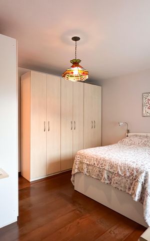 Casa à venda com 150m², 2 quartos e 3 vagas Casa à venda com 150m², 2 quartos e 3 vagasSuíte