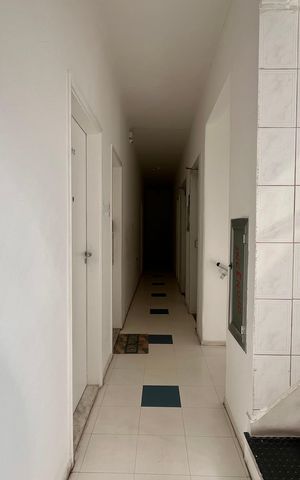 Studio à venda com 27m², 1 quarto e sem vaga Studio à venda com 27m², 1 quarto e sem vagaHall de entrada