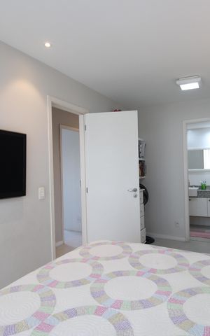 Apartamento à venda com 117m², 3 quartos e 2 vagasSuíte 1