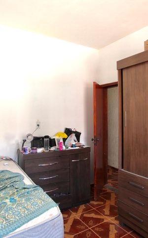 Casa à venda com 130m², 3 quartos e 4 vagas Casa à venda com 130m², 3 quartos e 4 vagasQuarto 2
