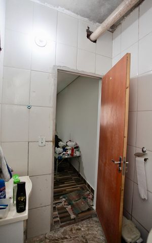 Casa à venda com 130m², 3 quartos e 4 vagas Casa à venda com 130m², 3 quartos e 4 vagasBanheiro da Suíte