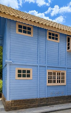 Casa de condomínio à venda com 245m², 3 quartos e 2 vagas Casa de condomínio à venda com 245m², 3 quartos e 2 vagasÁrea externa