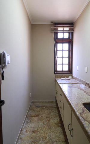 Casa para alugar com 396m², 5 quartos e 4 vagasLavabo 2