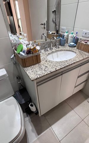 Apartamento à venda com 89m², 2 quartos e 2 vagas Apartamento à venda com 89m², 2 quartos e 2 vagasBanheiro do Quarto 1