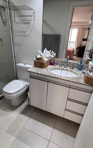 Apartamento à venda com 89m², 2 quartos e 2 vagas Apartamento à venda com 89m², 2 quartos e 2 vagasBanheiro do Quarto 1