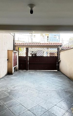 Apartamento à venda com 50m², 2 quartos e 1 vaga Apartamento à venda com 50m², 2 quartos e 1 vagaGaragem
