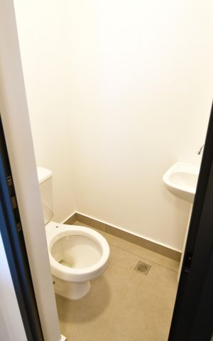 Apartamento à venda com 145m², 3 quartos e 3 vagasBanheiro de serviço