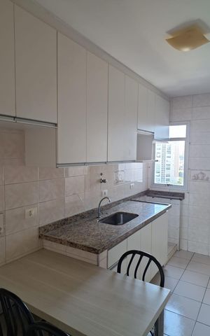 Apartamento para alugar com 72m², 3 quartos e 2 vagas Apartamento para alugar com 72m², 3 quartos e 2 vagasCozinha