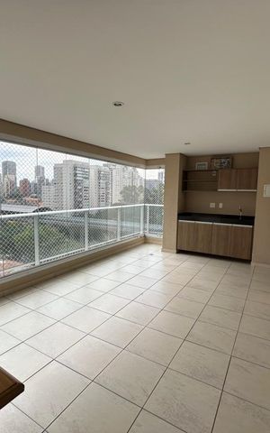 Apartamento para alugar com 138m², 2 quartos e 2 vagas