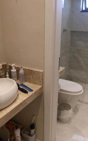 Casa à venda com 234m², 3 quartos e 3 vagasBanheiro