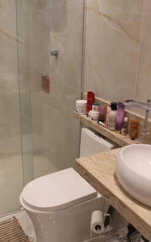 Casa à venda com 234m², 3 quartos e 3 vagasSuite Quarto 1