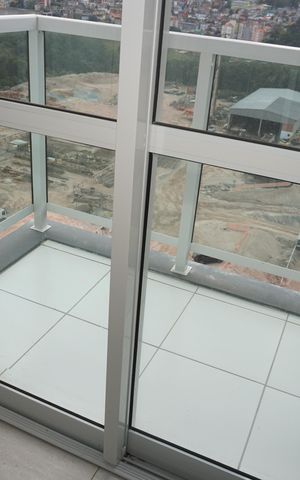 Apartamento para alugar com 125m², 3 quartos e 1 vagaVaranda