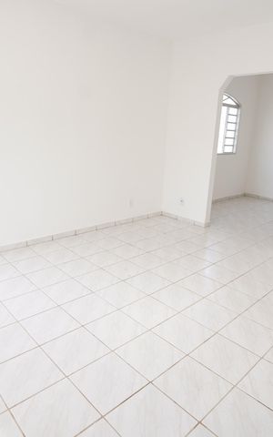 Casa para alugar com 390m², 3 quartos e 4 vagas
