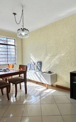 Casa à venda com 150m², 3 quartos e 2 vagasSala