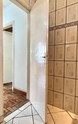 Casa à venda com 150m², 3 quartos e 2 vagasBanheiro
