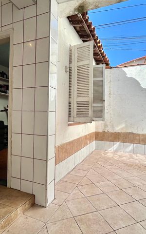 Casa à venda com 150m², 3 quartos e 2 vagasQuintal