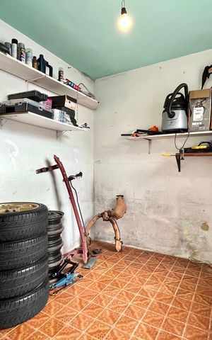 Casa à venda com 150m², 3 quartos e 2 vagasQuarto de Serviço