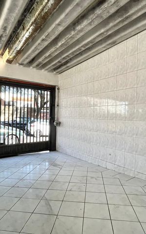 Casa à venda com 150m², 3 quartos e 2 vagasGaragem