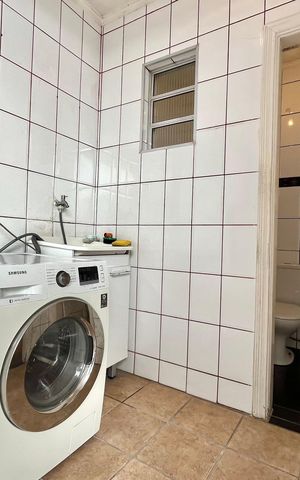 Casa à venda com 150m², 3 quartos e 2 vagasÁrea de Serviço