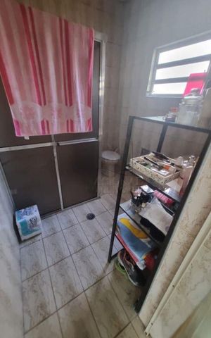 Casa à venda com 144m², 2 quartos e 4 vagas