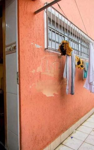 Casa à venda com 200m², 3 quartos e 5 vagas