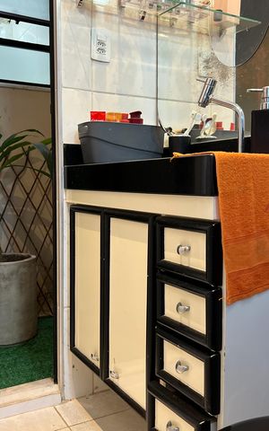Apartamento para alugar com 300m², 2 quartos e 1 vaga Apartamento para alugar com 300m², 2 quartos e 1 vagaBanheiro da Suíte 1