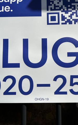 Apartamento para alugar com 300m², 2 quartos e 1 vaga Apartamento para alugar com 300m², 2 quartos e 1 vagaPlaca