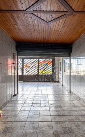 Casa à venda com 254m², 3 quartos e 3 vagas