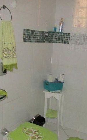 Casa à venda com 173m², 3 quartos e 2 vagas