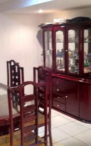 Casa à venda com 150m², 2 quartos e 2 vagas