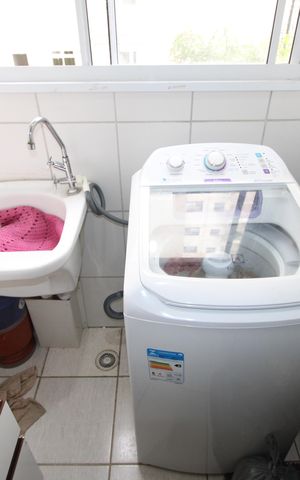 Apartamento à venda com 47m², 2 quartos e sem vagaCozinha e Área de Serviço