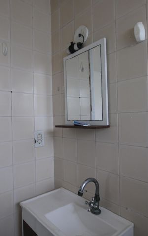 Apartamento para alugar com 52m², 2 quartos e 1 vagaBanheiro