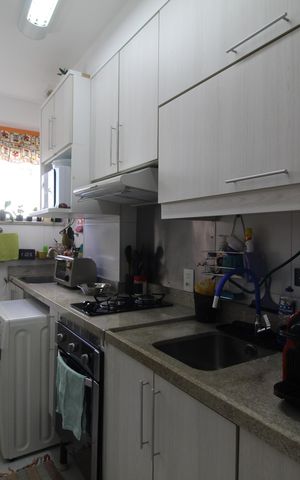 Apartamento à venda com 52m², 2 quartos e sem vagaCozinha e Área de Serviço