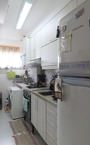 Apartamento à venda com 52m², 2 quartos e sem vagaCozinha e Área de Serviço