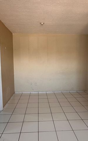 Apartamento para alugar com 44m², 2 quartos e sem vaga Apartamento para alugar com 44m², 2 quartos e sem vagaSala