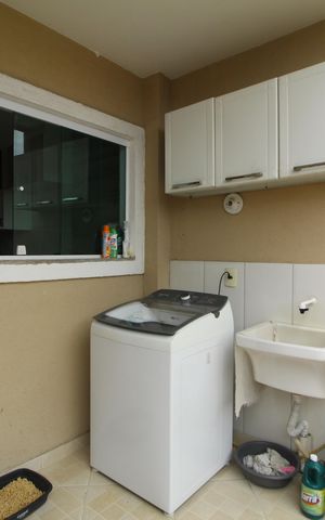 Apartamento à venda com 200m², 3 quartos e 1 vagaÁrea de Serviço