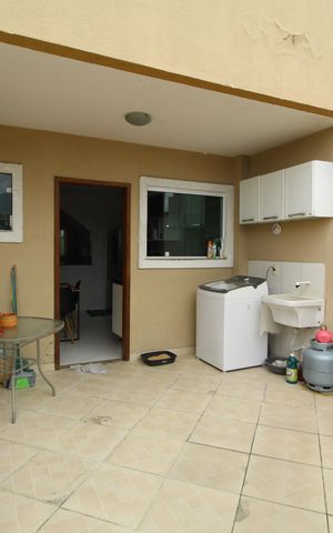 Apartamento à venda com 200m², 3 quartos e 1 vagaÁrea de Serviço