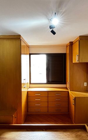 Apartamento para alugar com 76m², 2 quartos e 2 vagasSuite