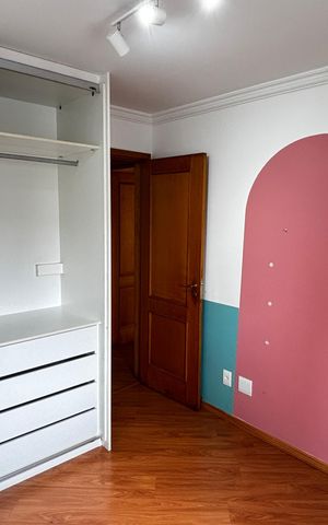 Apartamento para alugar com 76m², 2 quartos e 2 vagasQuarto