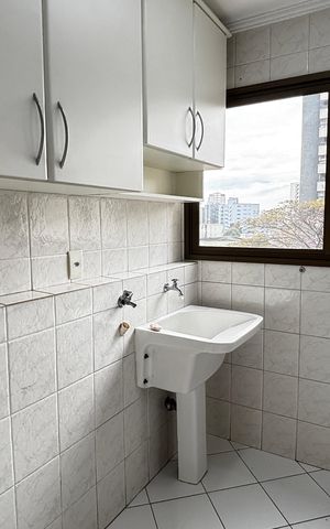 Apartamento para alugar com 76m², 2 quartos e 2 vagasÁrea de Serviço