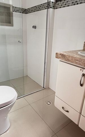 Apartamento para alugar com 76m², 2 quartos e 2 vagasBanheiro da Suíte