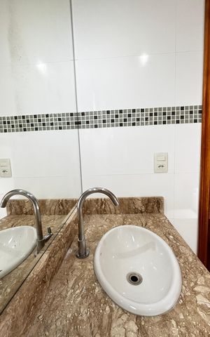 Apartamento para alugar com 76m², 2 quartos e 2 vagasBanheiro da Suíte