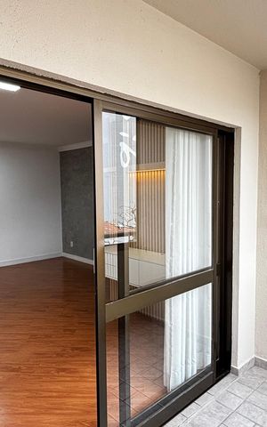 Apartamento para alugar com 76m², 2 quartos e 2 vagasSala - Sala de Jantar Varanda