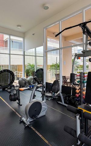 Apartamento para alugar com 69m², 2 quartos e 1 vaga Apartamento para alugar com 69m², 2 quartos e 1 vagaÁrea comum - Academia