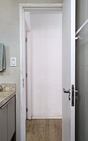 Apartamento à venda com 48m², 2 quartos e 1 vaga Apartamento à venda com 48m², 2 quartos e 1 vagaBanheiro