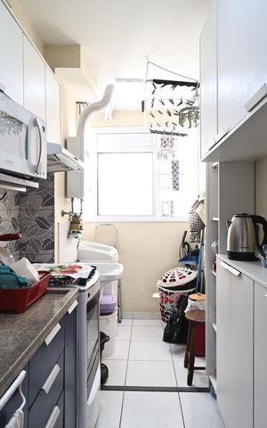 Apartamento à venda com 48m², 2 quartos e 1 vaga Apartamento à venda com 48m², 2 quartos e 1 vagaCozinha