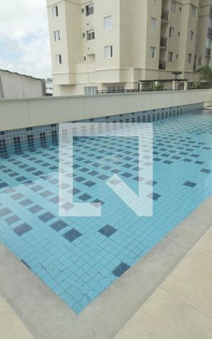 Apartamento à venda com 48m², 2 quartos e 1 vaga Apartamento à venda com 48m², 2 quartos e 1 vagaÁrea comum - Piscina