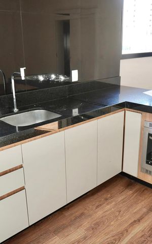 Apartamento à venda com 58m², 2 quartos e 1 vaga Apartamento à venda com 58m², 2 quartos e 1 vagaCozinha e Área de Serviço